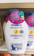 Sữa tắm Vitamin E Thái Lan 800ml