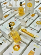 Serum vàng 24k Thera Lady của Úc 100ml tặng thanh lăn